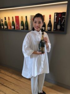 Japanese importer champagne mandois wedding planner